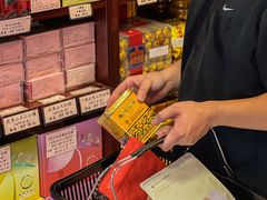 -华联发展销售中心(十月初五街店)