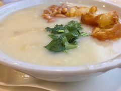 荔湾艇仔粥-点都德(千灯湖环宇城店)