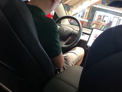 -TESLA 特斯拉(上海太古汇体验店)