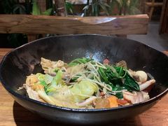 -万记麻辣烫国展总店