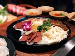 -老牌坊云南鱼豆花火锅(嵩山店)