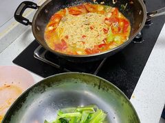 -九锅一堂酸菜鱼(新南凯德直营店)