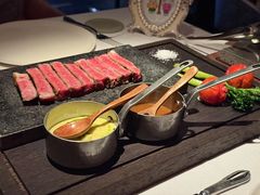 -弦月窗LUNETTE BY AMANDA(复兴路店)