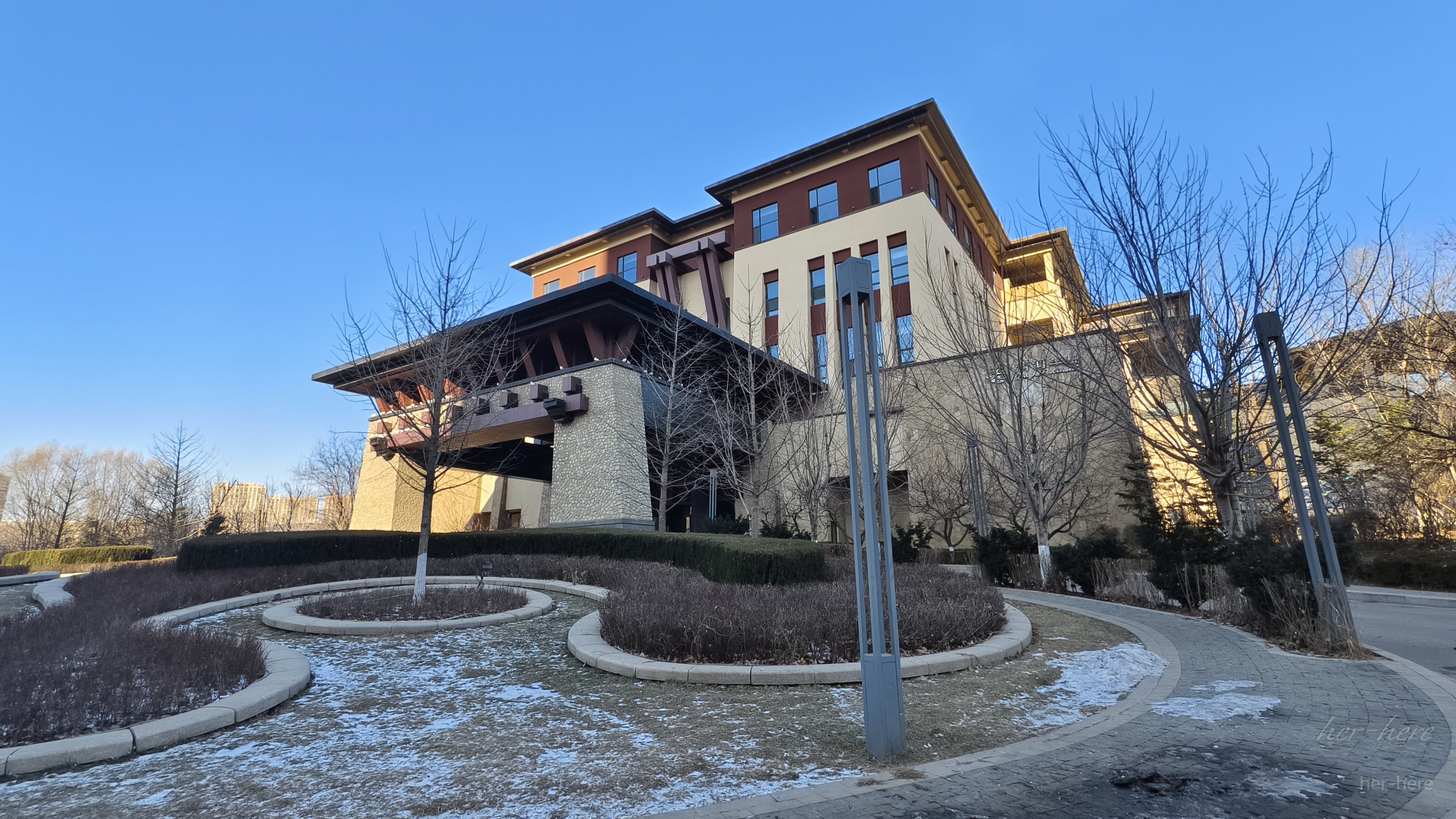 打算在这过夜的的 劝退劝退