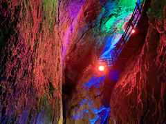 -伏牛地下河景区