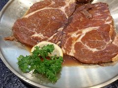 -臻牛烤肉