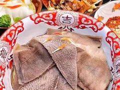 -憨孃孃·重庆老火锅(红山黑金店)