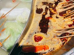 清汤鸳鸯锅-来蜀乾串串香(北京总店)