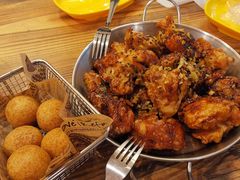 -BHC炸鸡(明洞总店)