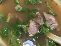 -黄阿姨锅贴大王(万航渡路店)