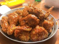 -BHC炸鸡(明洞总店)