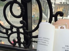 -钟书阁(松江泰晤士小镇店)