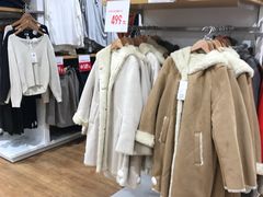 -优衣库(上海虹口龙之梦店)