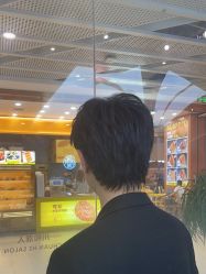 -川和潮人