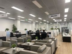 -上海冠松华奥奥迪4S店(张江店)
