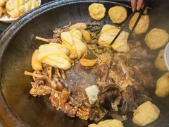 -鱼窝棚柴火铁锅炖(富山屯店)