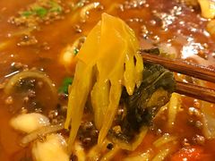 -鸿顺老铁锅美蛙鱼府(解放碑店)