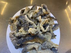 新鲜鱼皮-胡须佬鸡煲四季火锅店(石厦西村直营店)