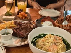 -羽深肉铺 Steak & Wine
