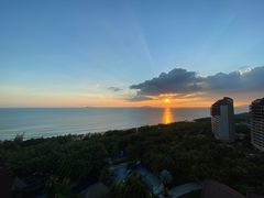 -三亚湾海居铂尔曼度假酒店