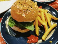 -彼德西餐厅(凯德广场新南店)