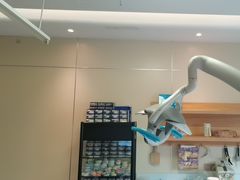 -上海仁爱医院口腔科 · 种植