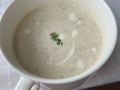 蘑菇奶油浓汤-LUCCA卢卡西班牙海鲜饭(远洋广场店)