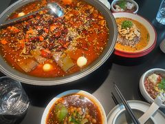 -麻六记(凤凰汇店)