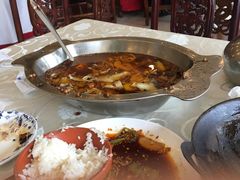 -鑫巴蜀小镇 · 水煮鱼专研店(玉桥店)