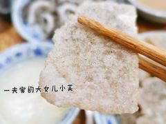 老北京炸灌肠-门框胡同百年卤煮(新街口店)