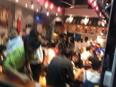 -爆炸头阿姨小四川正宗川味小吃(无任何分店)