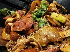 -拿渡麻辣香锅(银泰创意城店)