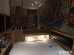 -爱舍美景酒店(燕儿岛路地铁站店)