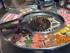 -哈哈碳都·牛肋条无限自助烤肉(宝龙店)
