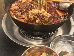 -鸿顺老铁锅美蛙鱼府(解放碑店)