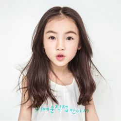 -现代经典婚纱摄影