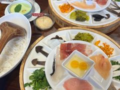 -芸南道·过桥米线(昆明老街旗舰店)