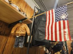 -FRANK STORE(巨鹿路店)