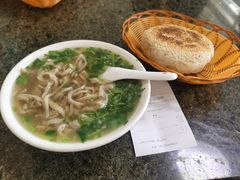 纯羊肚汤-清真喜兰老丁羊汤特色小吃