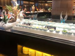 -钱小奴海鲜自助黑金店(杭州滨江龙湖店)