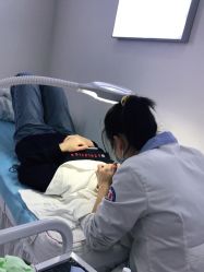 点击看大图 -痘敏医生专业祛痘·肌肤修复连锁