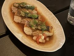 香煎海鲈鱼-Ocean's Table 欧舍