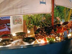 -亚龙湾希尔顿自助餐厅·海鲜·烧烤·沙滩BBQ·现场乐队