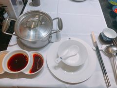 -红鼎豆捞·非遗鲍皇汤火锅(宝丰路店)