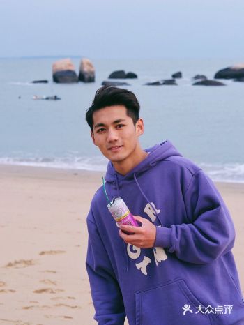 海边拍照|当大海的蓝色碰见今天的紫色