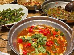 土家迷踪蛙-吃饭皇帝大·土家民族菜(温州万象城店)