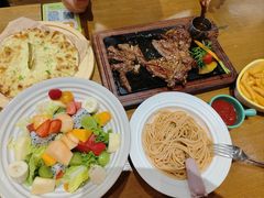 -西语炭烧牛排·西厨(石龙店)