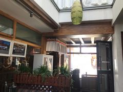 靠窗位-思金拉措庄园藏餐(太阳岛店)