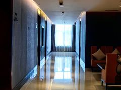 -西安唐隆国际酒店(大雁塔大唐不夜城店)