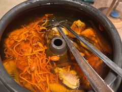 云海肴汽锅鸡-云海肴云南菜(浦江欢乐颂店)